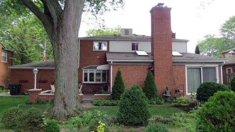 A home in Grosse Pointe Woods