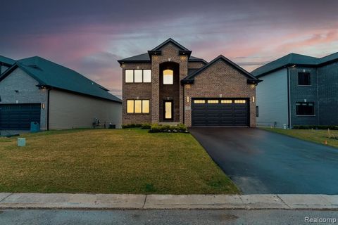 A home in Grand Blanc Twp