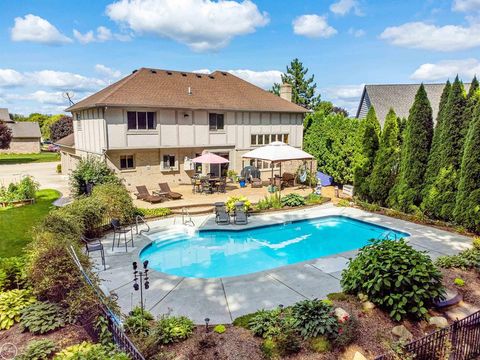 A home in Macomb Twp