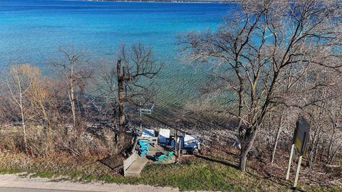 A home in Peninsula Twp