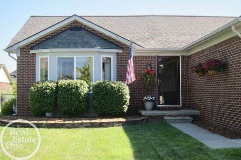 A home in NEW BALTIMORE