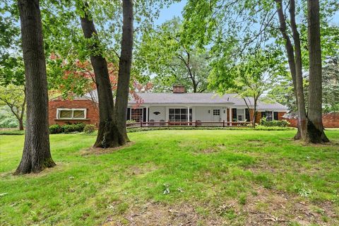 A home in Bloomfield Hills