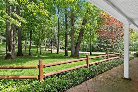 A home in Bloomfield Hills