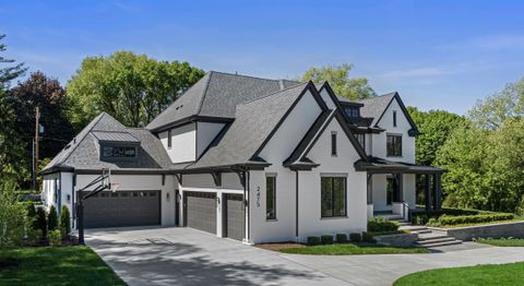 A home in Bloomfield Hills