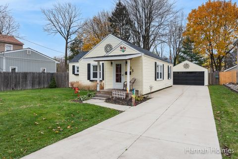 A home in Plainfield Twp