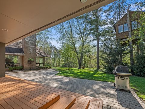 A home in West Bloomfield Twp