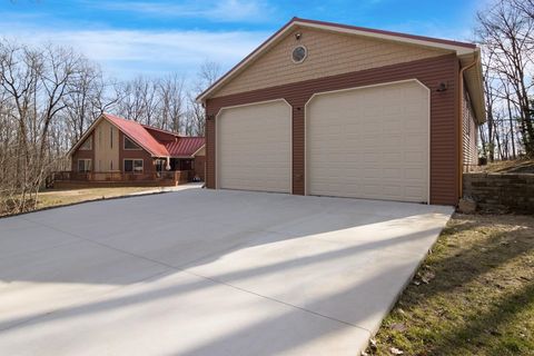 A home in Lyon Twp