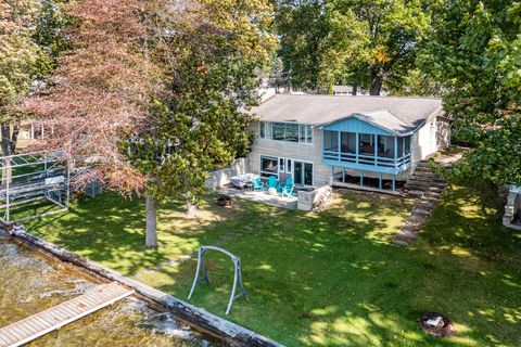 A home in Silver Creek Twp