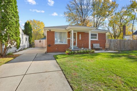 A home in Dearborn Heights