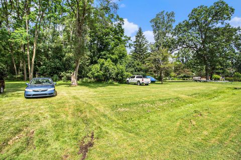 A home in Waterford Twp