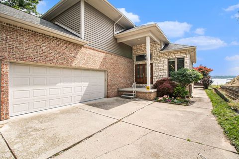 A home in Waterford Twp