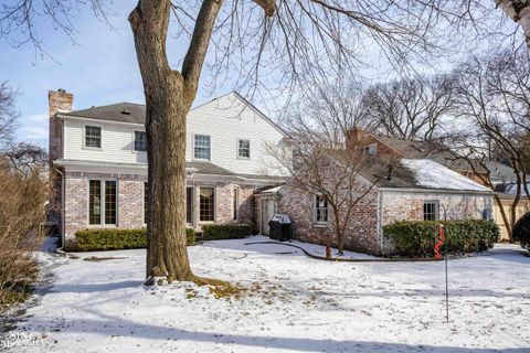 A home in Grosse Pointe Park