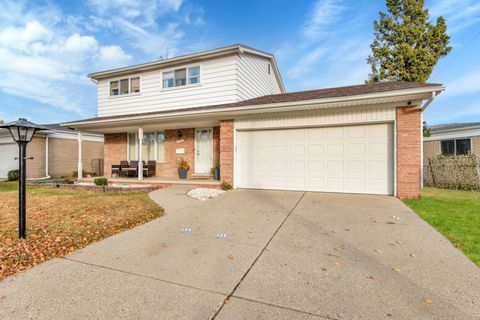 A home in Warren