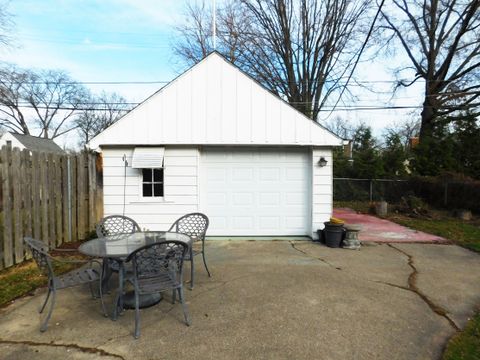 A home in Grosse Pointe Woods