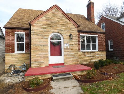 A home in Grosse Pointe Woods