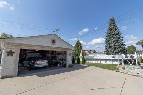 A home in Dearborn Heights