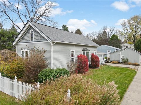 A home in Metamora Vlg