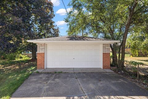 A home in Warren