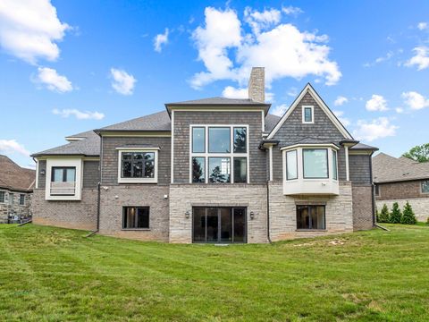 A home in Bloomfield Twp