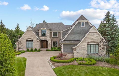 A home in Bloomfield Twp