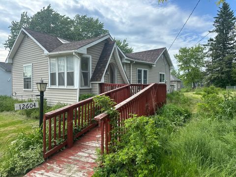 A home in Millersburg Vlg