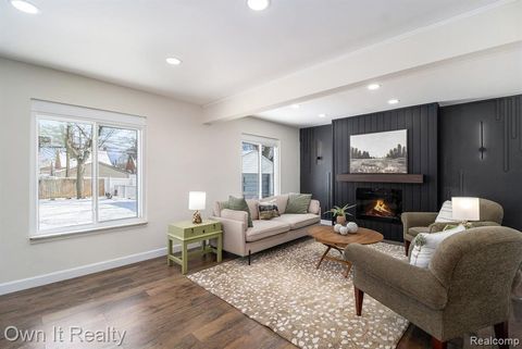 A home in RoyalOakCity_Oakland