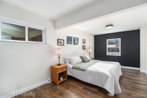 A home in RoyalOakCity_Oakland