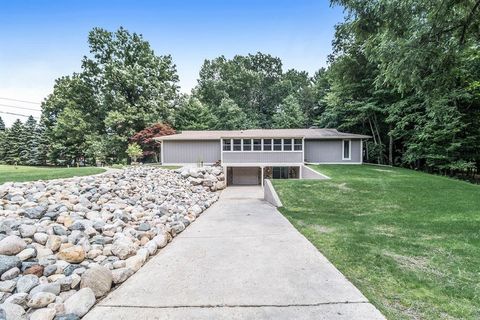 A home in Pennfield Twp