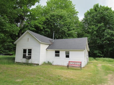 A home in Fruitport Twp