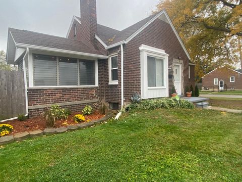 A home in Harper Woods