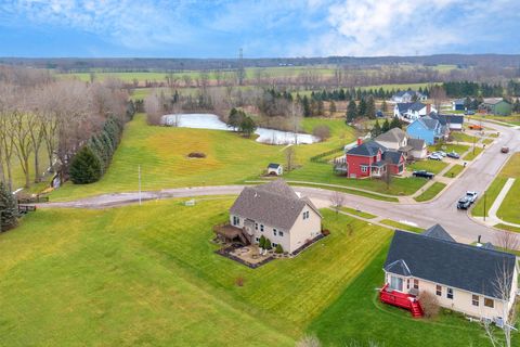 A home in Davison Twp