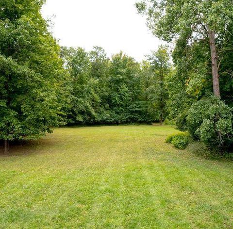 0000 WOODLYNNE Drive Bingham Farms Village Oakland MI 48025