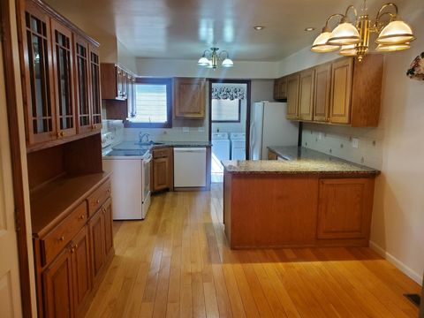 A home in TroyCity_Oakland