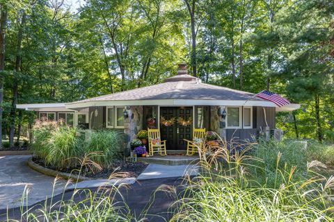 A home in Morton Twp