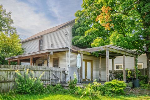 A home in Columbiaville Vlg