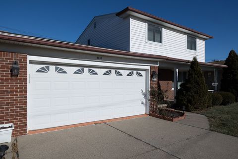 A home in Warren