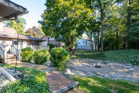 A home in West Bloomfield Twp