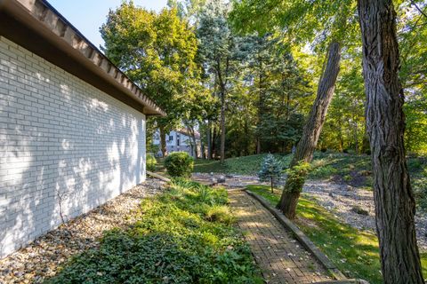 A home in West Bloomfield Twp