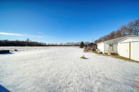 A home in Rives Twp