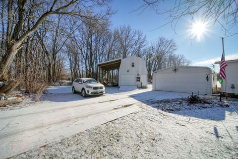 A home in Rives Twp