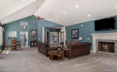 A home in SouthLyonCity_Oakland