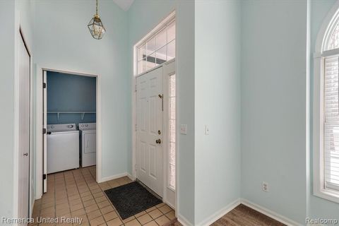 A home in SouthLyonCity_Oakland