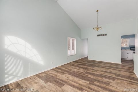 A home in SouthLyonCity_Oakland