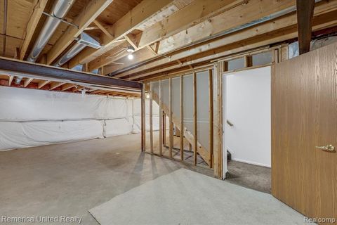 A home in SouthLyonCity_Oakland