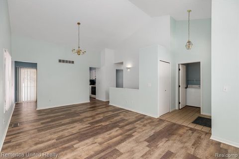 A home in SouthLyonCity_Oakland