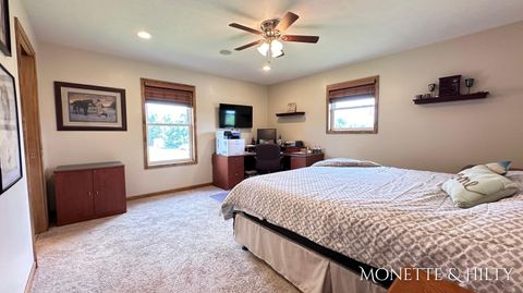 A home in Sheridan Twp - Newaygo