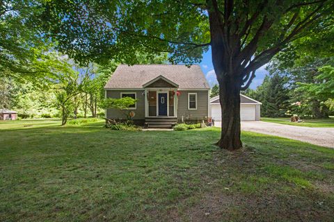 A home in Spring Lake Twp