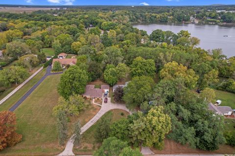 A home in Van Buren Twp