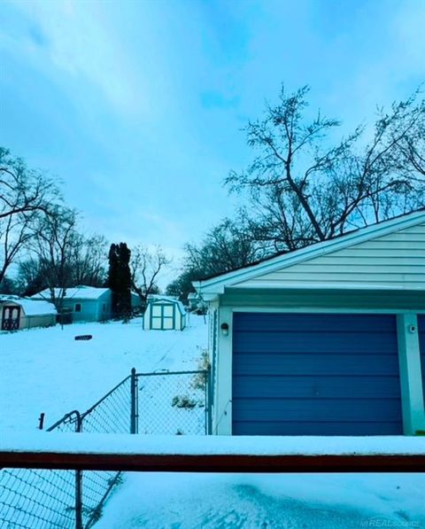 A home in Davison Twp