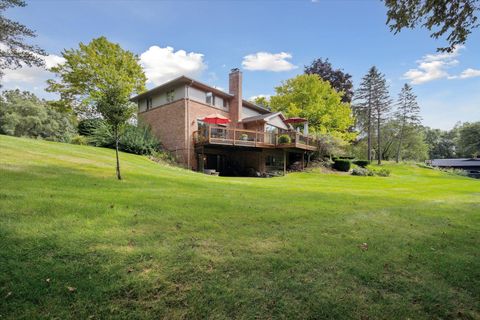 A home in Oakland Twp